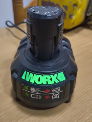 Cargador y Batería Worx 12V