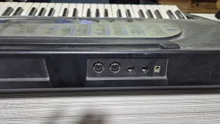 Teclado Casio CTK-571