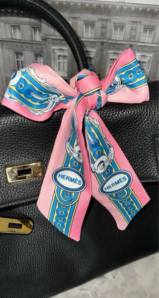 Twilly Scarf Hermès