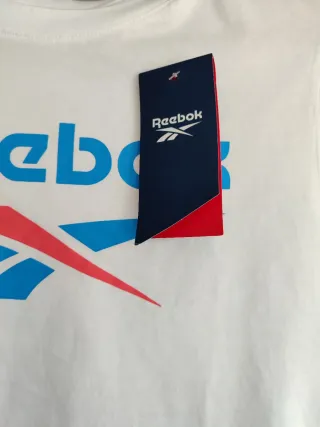 Camiseta crop top Reebok blanca