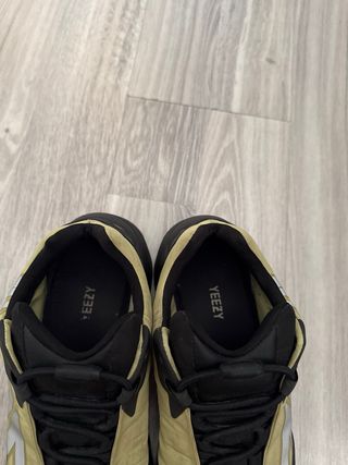 Zapatillas Adidas Yeezy 700