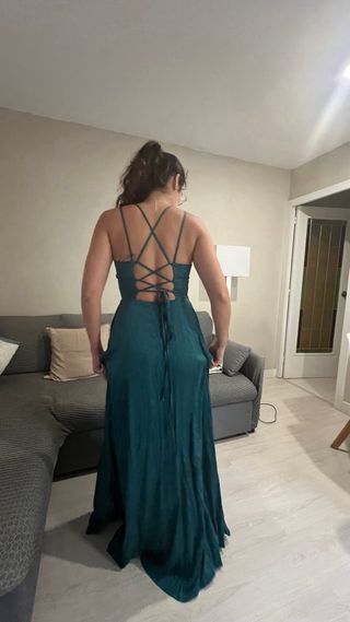 Vestido fiesta boda invitada verde