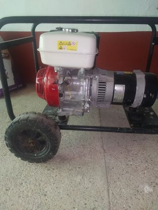 Generador Eléctrico Portátil ( HONDA GX270)