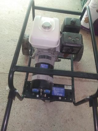 Generador Eléctrico Portátil ( HONDA GX270)