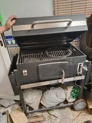 Barbacoa Negra Metal