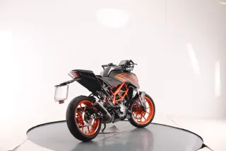 KTM 125 DUKE 2021