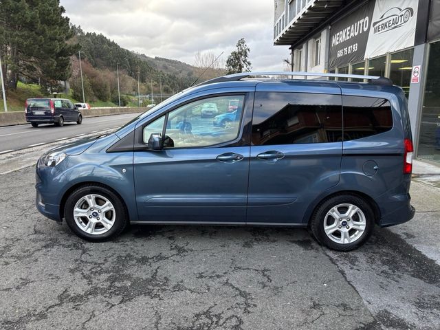 Ford Tourneo Courier 1.5tdci 100cv DISTINTIVO C