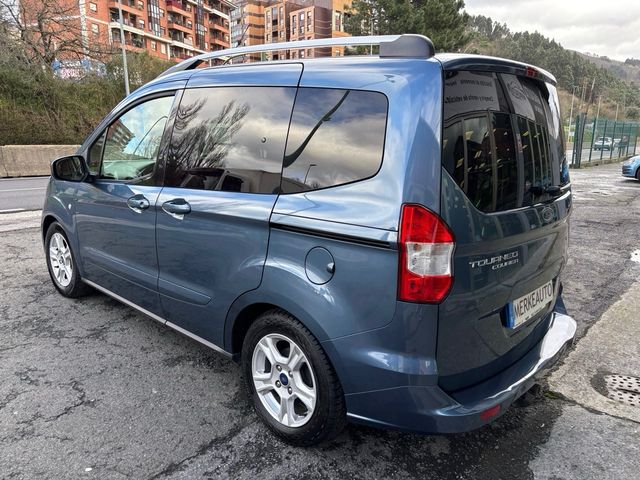 Ford Tourneo Courier 1.5tdci 100cv DISTINTIVO C