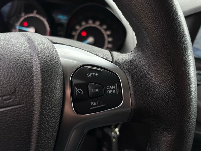 Ford Tourneo Courier 1.5tdci 100cv DISTINTIVO C