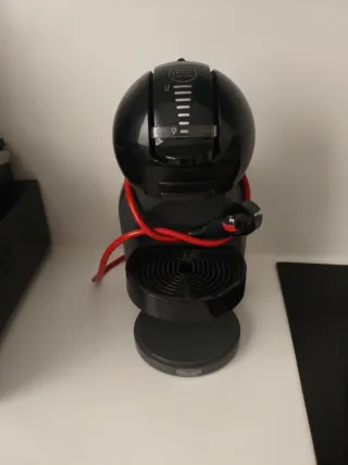 Cafetera Dolce Gusto Negra