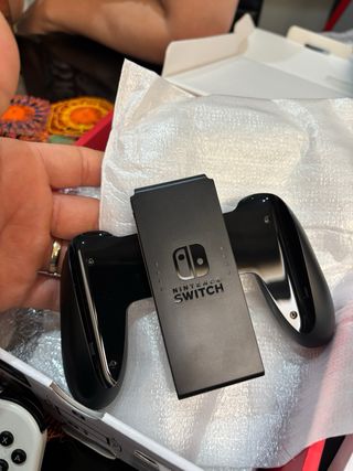 Nintendo Switch OLED Bianca e Nera