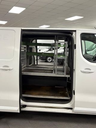 Toyota Proace 2.0 D-4D Long Comfort S&S STOCK TOYOTA PROACE FOURGON MWB DSL