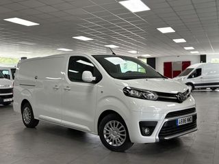 Toyota Proace 2.0 D-4D Long Comfort S&S STOCK TOYOTA PROACE FOURGON MWB DSL