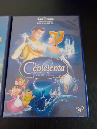 DVDs Disney: La Cenicienta y La Bruja Novata