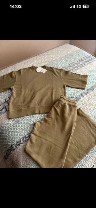 Conjunto Zara beige/verde militar