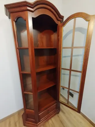 Vetrina in legno e vetro vintage