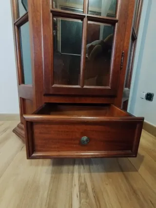 Vetrina in legno e vetro vintage