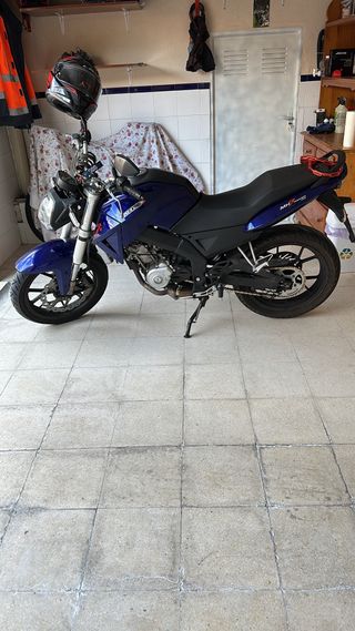 Motor Hispania MH7 Naked