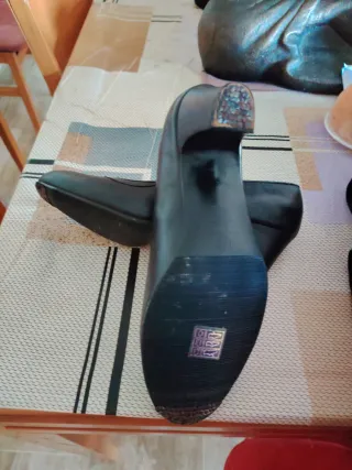 Zapatos de flamenco negros