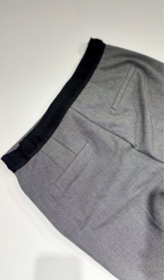 Pantalon casual Marca Zara talla M.