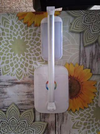 Lámpara LED 2 en 1 Blanca y Multicolor