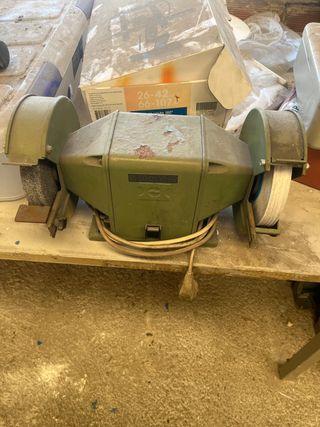 Lijadora eléctrica verde