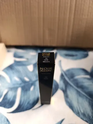 Chanel noir allure mascara 10 noir