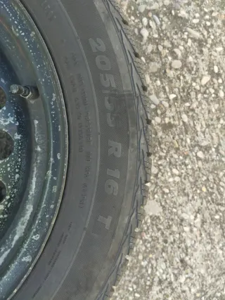 Llantas Toyota con 20 tuercas