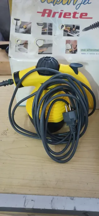 Pistola limpiadora a vapor portátil y compacta