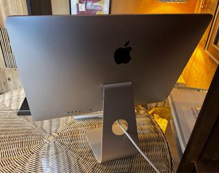 iMac 21,5" IMPECABLE | Único dueño | SSD 1TB