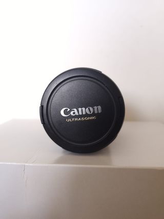 Objetivo Canon EF-S 10-22mm f/3.5-4.5 USM