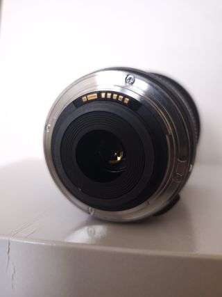 Objetivo Canon EF-S 10-22mm f/3.5-4.5 USM