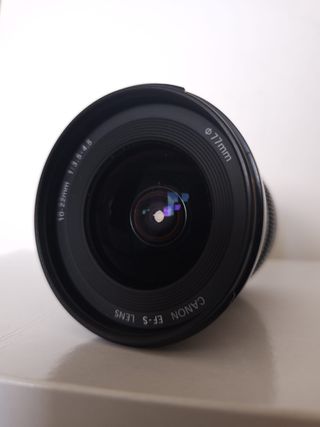 Objetivo Canon EF-S 10-22mm f/3.5-4.5 USM