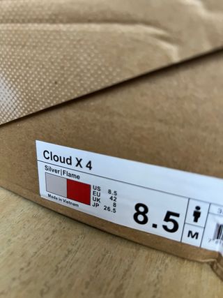 Zapatillas on cloud x4 talla 42