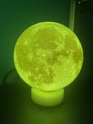 Lampada Luna 3D LED Ricaricabile - Artigianale 3D