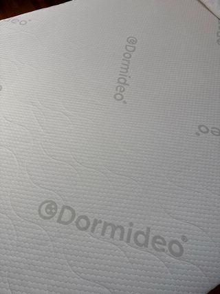 Topper, colchoncillo, futón o sobrecolchón visco.