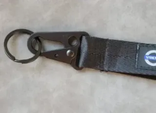 Llavero Cordón con Logo Emblema Volvo Regalo Coche