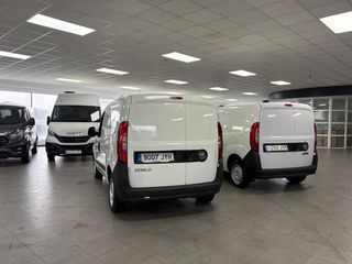 Fiat Doblò Cargo Base 1.3 Multijet 90cv E5+ SIN PUERTA LATERAL