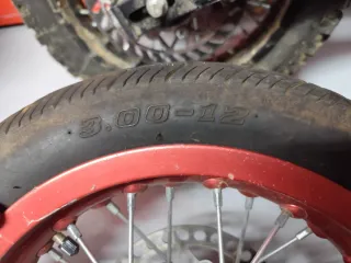 Pit bike 125cc 4 marchas acabado Monster