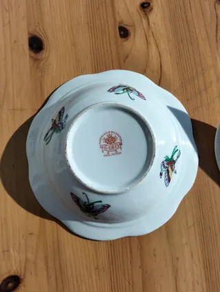 Ciotola vintage in porcellana decorata a mano