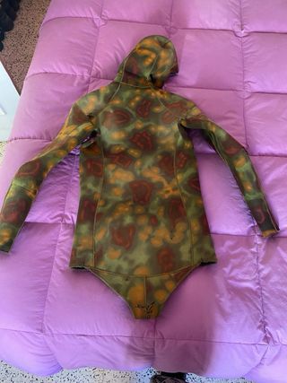 Traje omer camuflaje