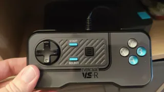 Consola Evercade VS-R edición Tomb Raider