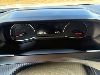 Peugeot 2008 2022 1.5hdi 102cv