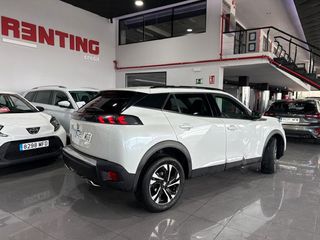 Peugeot 2008 ALLURE PACK PURETECH 130 S&S 6 VEL. MAN TAPICERÍA COZY NEGRO CON PESPUNTES EN AZUL