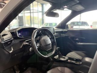 Peugeot 2008 ALLURE PACK PURETECH 130 S&S 6 VEL. MAN TAPICERÍA COZY NEGRO CON PESPUNTES EN AZUL