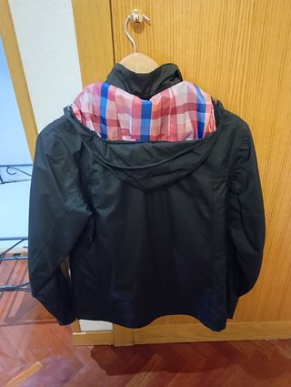 Chaqueta marca Quechua