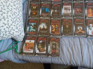 Colección 24 Películas VHS Cine de Terror