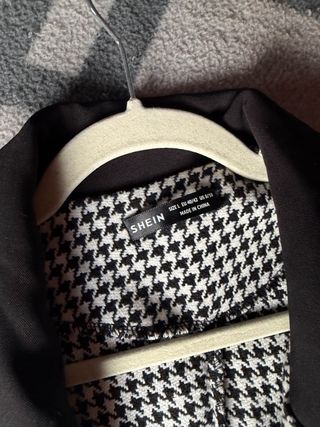 Blazer pata de gallo blanco y negro SHEIN | Nueva