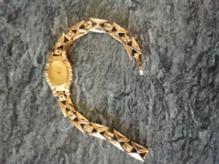 Reloj de mujer bañado en oro 18kl