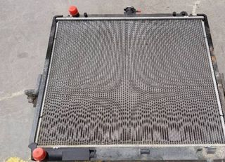 Nissan 42761 radiador agua 21410eb30a navara 2.5 d